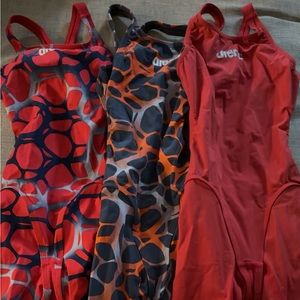 Arena Size 24 tech suits